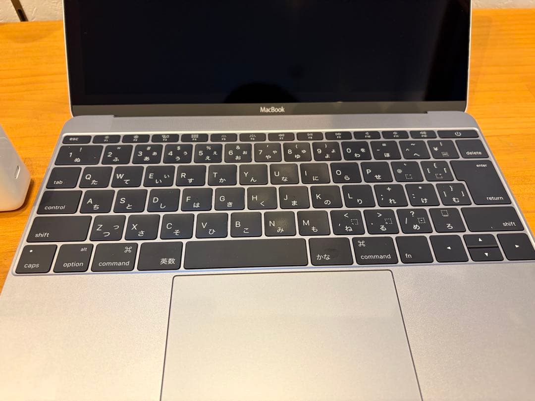 【美品】MacBook A1534 (Retina,12㌅,2015)箱充電器付