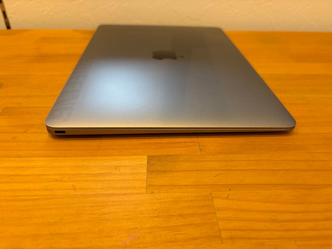 【美品】MacBook A1534 (Retina,12㌅,2015)箱充電器付