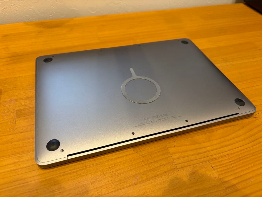 【美品】MacBook A1534 (Retina,12㌅,2015)箱充電器付