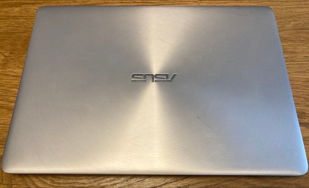 ASUS ZenBook UX310UAK／Office2016