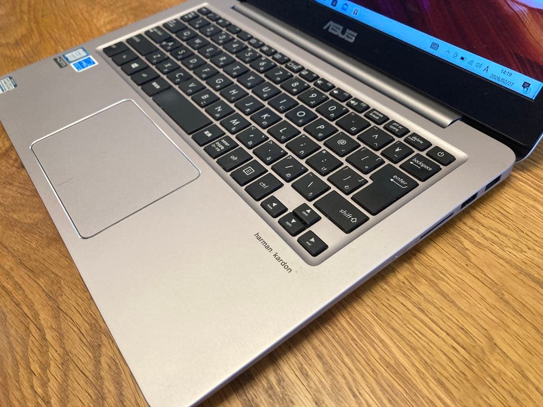 ASUS ZenBook UX310UAK／Office2016
