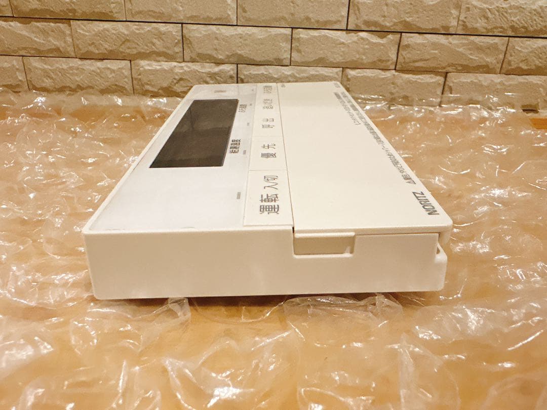 RC-J101S/取付説明付き(ノーリツ給湯器浴室リモコン)※動作未確認です