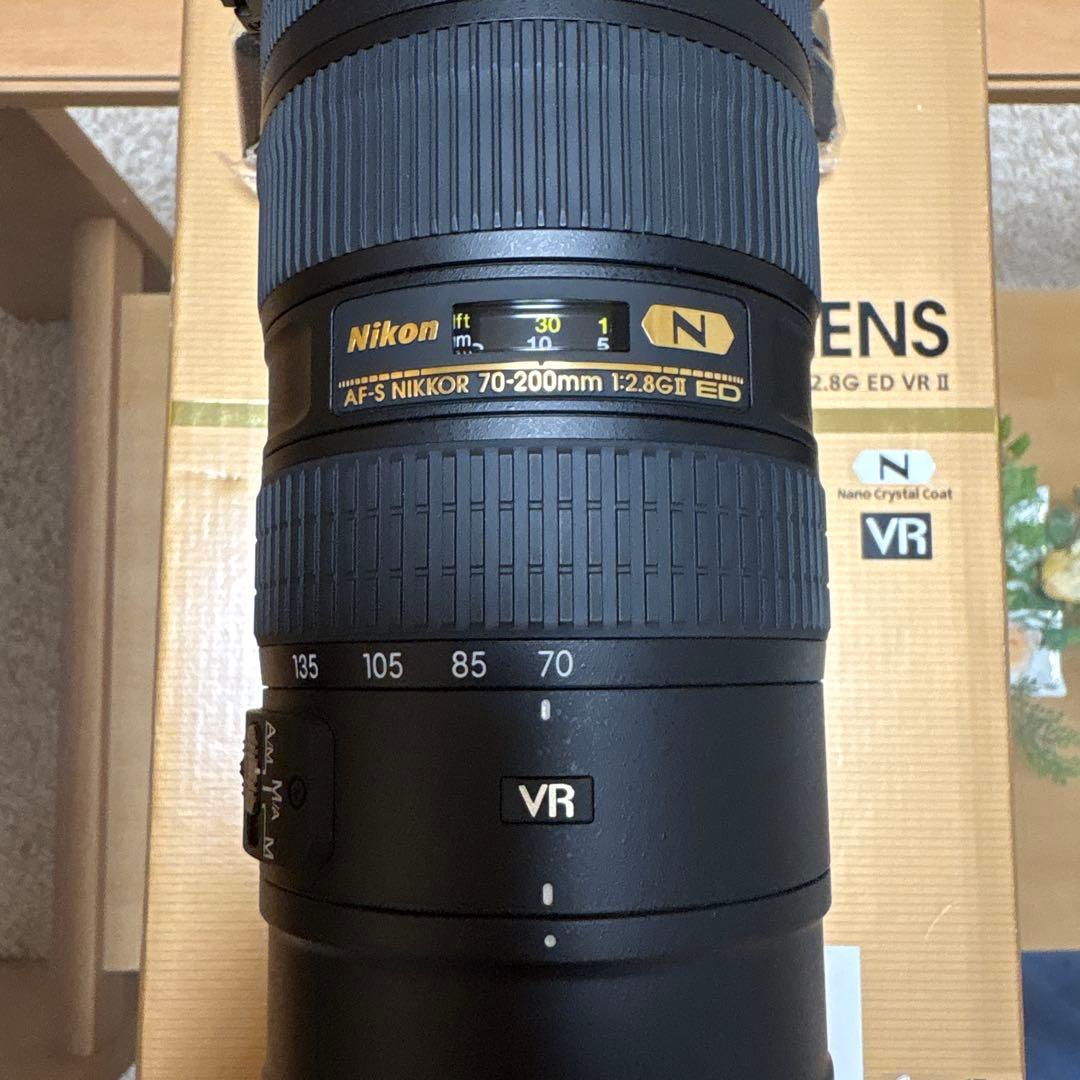 ニコンAF-S Nikkor70-200f2.8GVR II望遠ズーム 美品