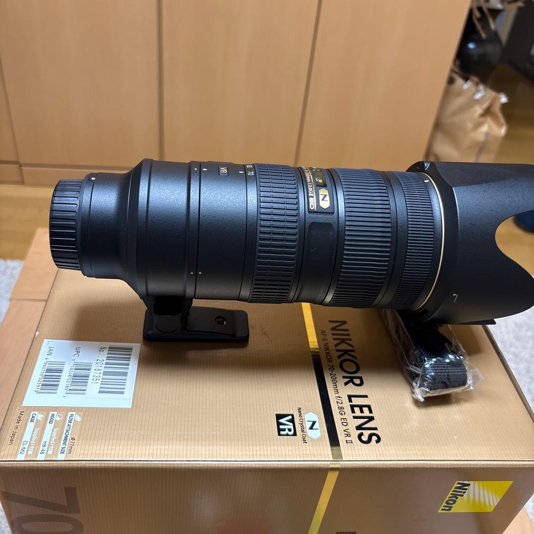 ニコンAF-S Nikkor70-200f2.8GVR II望遠ズーム 美品