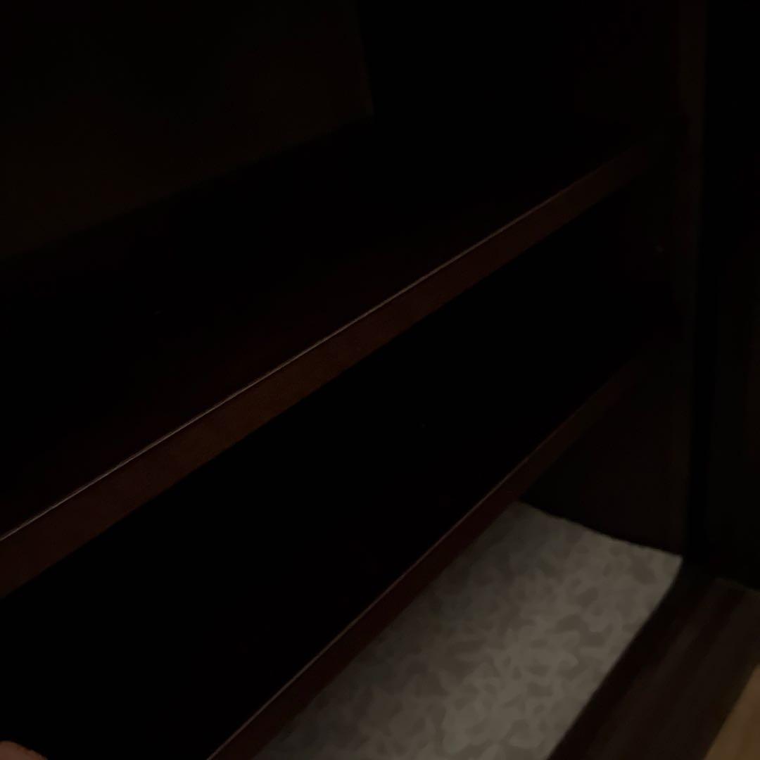 カリモク　木製食器棚 ダークブラウン 可動棚付き