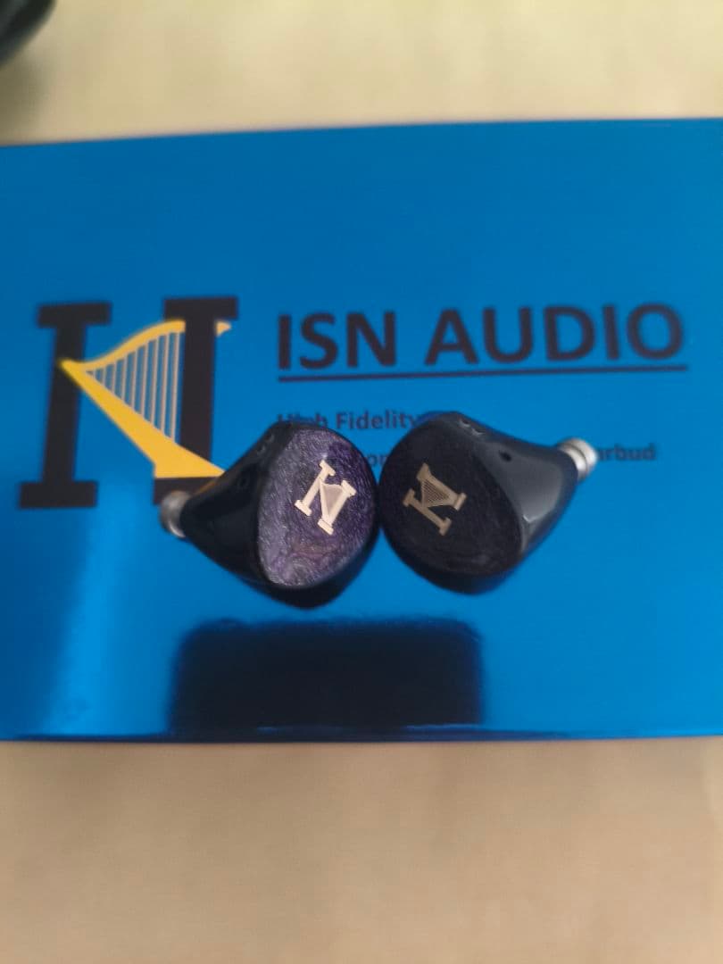 ISN Audio HS20 有線イヤホン　1DD＋1BA 未使用に近