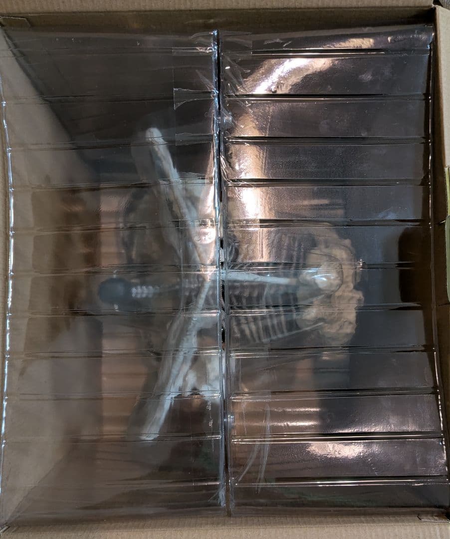 (2639)進撃の巨人フィギュア〜終尾の巨人〜✨️箱付き