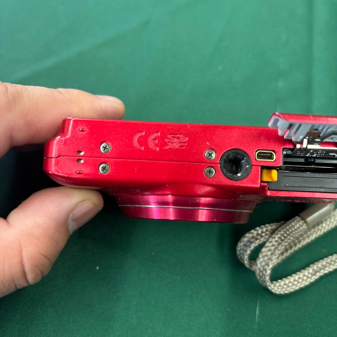 Fujifilm T400 赤 16メガピクセル コンパクトデジタルカメラ