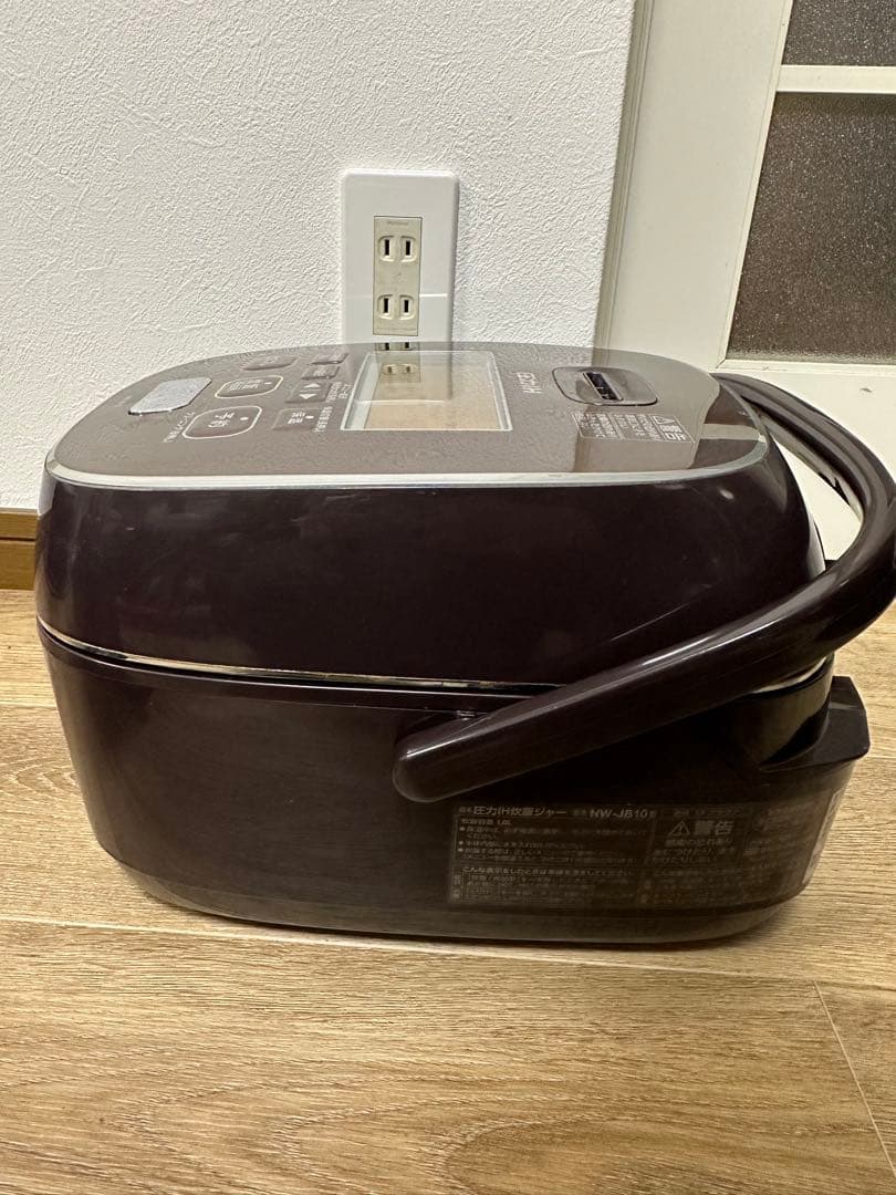 ZOJIRUSHI 5.5合圧力 IH式　NW-JB10