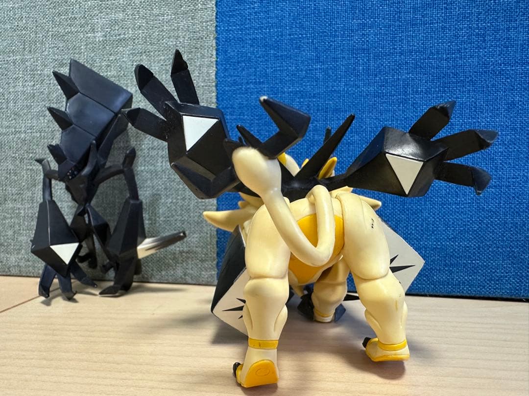 ポケモン　モンコレ　フィギュア　ネクロズマ3点セット