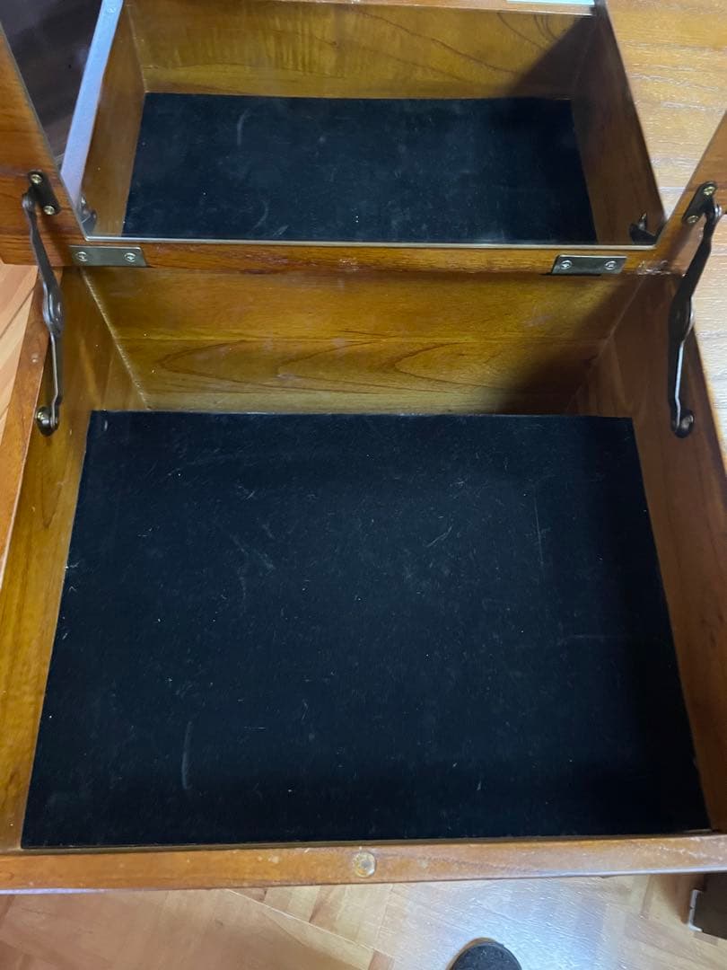 東谷　簡易ドレッサー