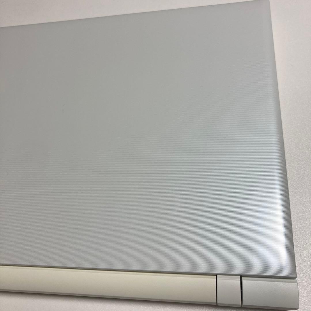【中古品】dynabook AZ35/VW　i5-6200U 　4GB