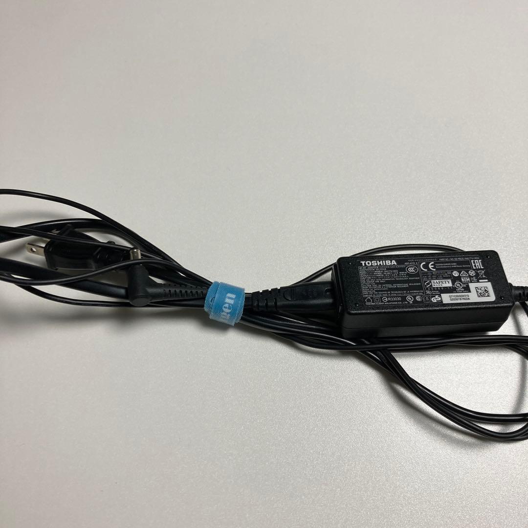 【中古品】dynabook AZ35/VW　i5-6200U 　4GB