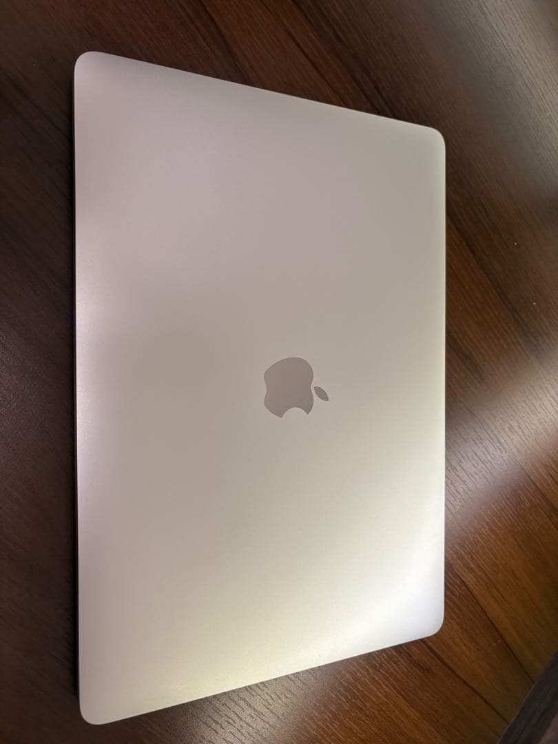 MacBook シルバー 本体