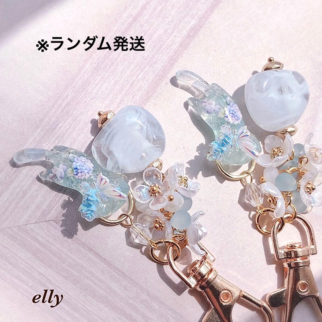 【sawasawa様】1331.天然石　琉球ガラス　あやめ　じゃれ猫　レジン