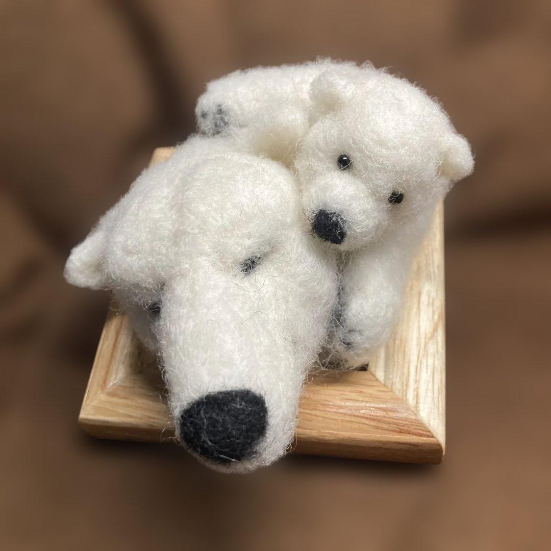 白クマ親子 (木製フレーム)オリジナル一点物-作者サイン入