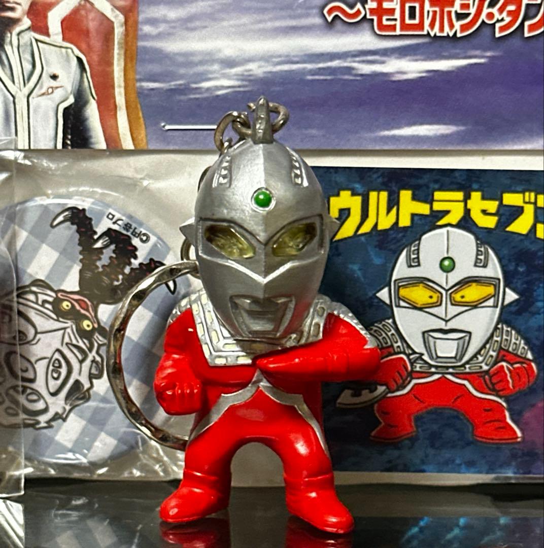 ウルトラセブン放送開始50年記念グッズ/羽田空港限定ウルトラピンズコレクション