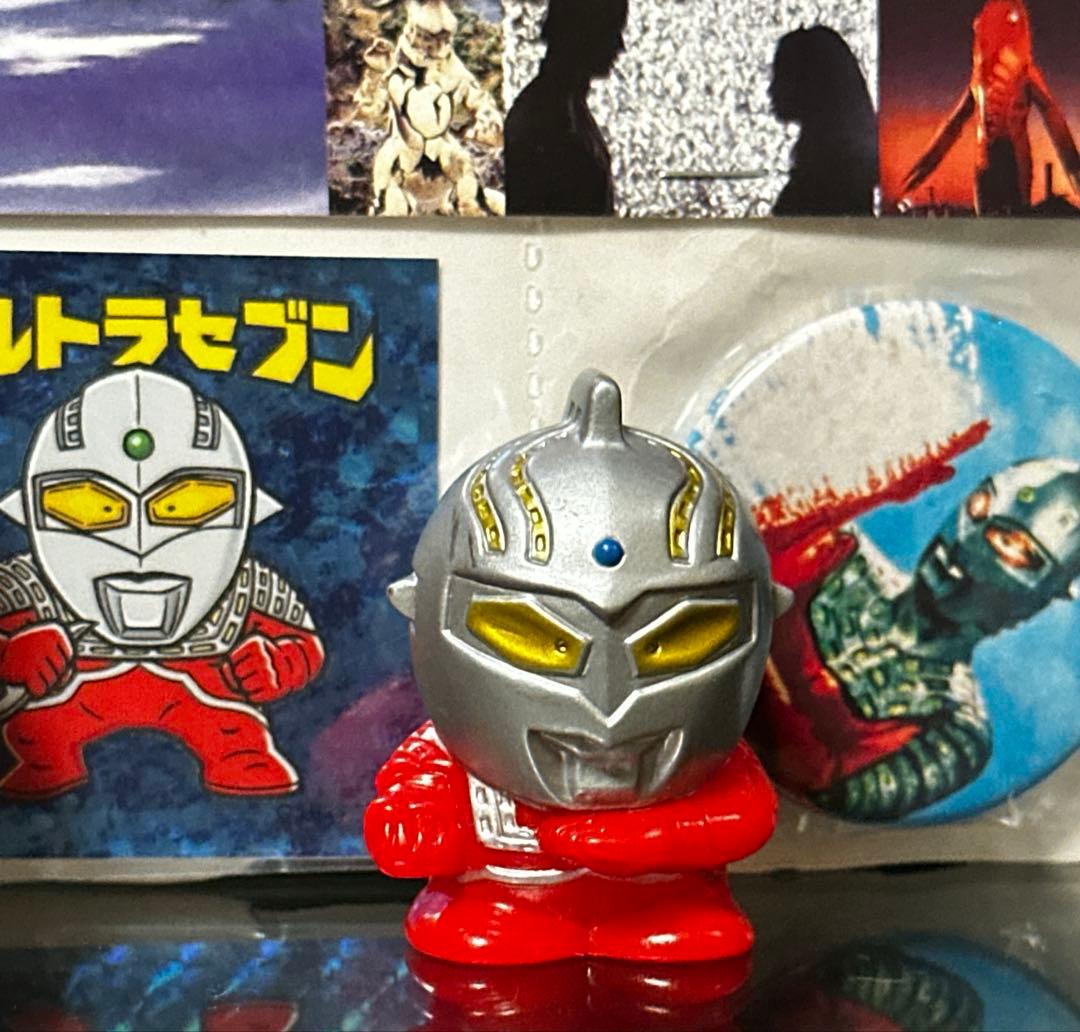 ウルトラセブン放送開始50年記念グッズ/羽田空港限定ウルトラピンズコレクション