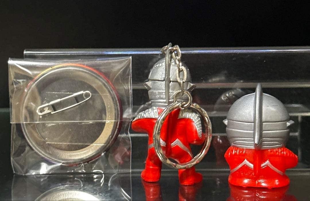 ウルトラセブン放送開始50年記念グッズ/羽田空港限定ウルトラピンズコレクション