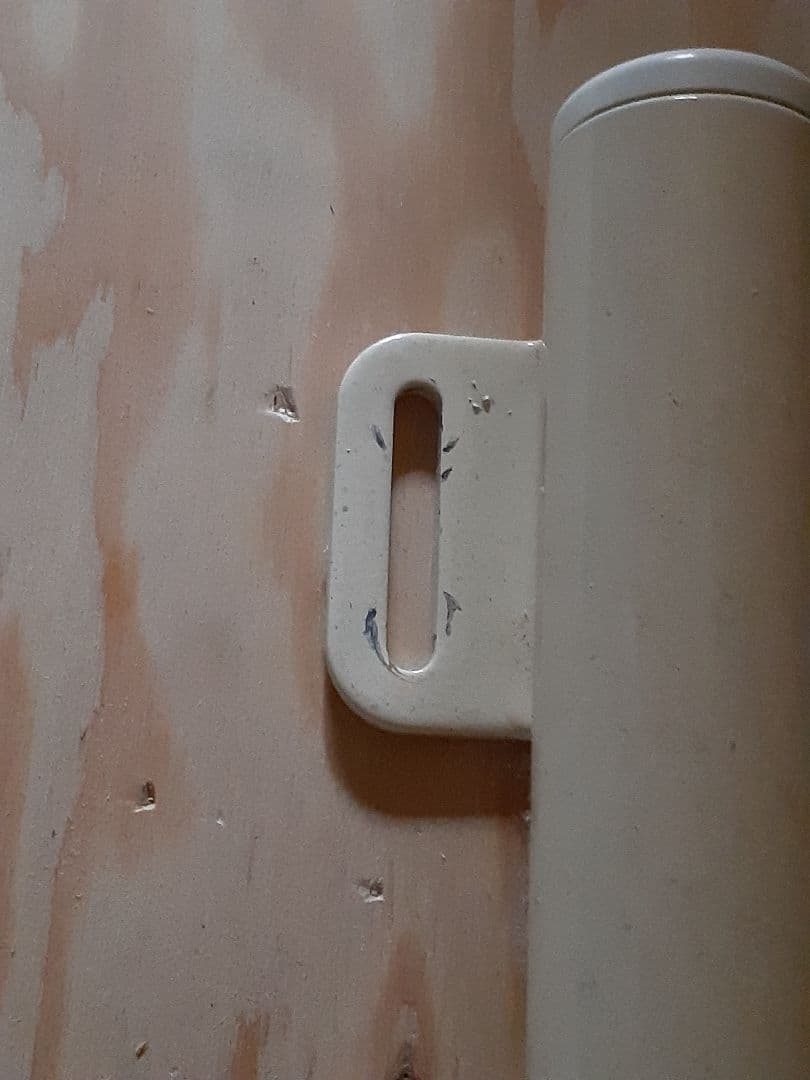 介護用品　トイレ用手摺り