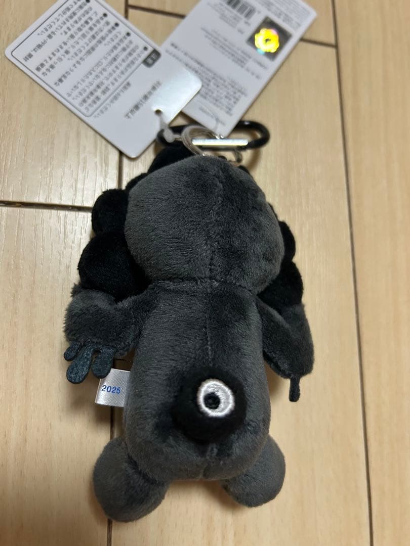 関西万博　大阪　2025 ミャクミャク 黒　カラビナ　キーホルダー　ぬいぐるみ