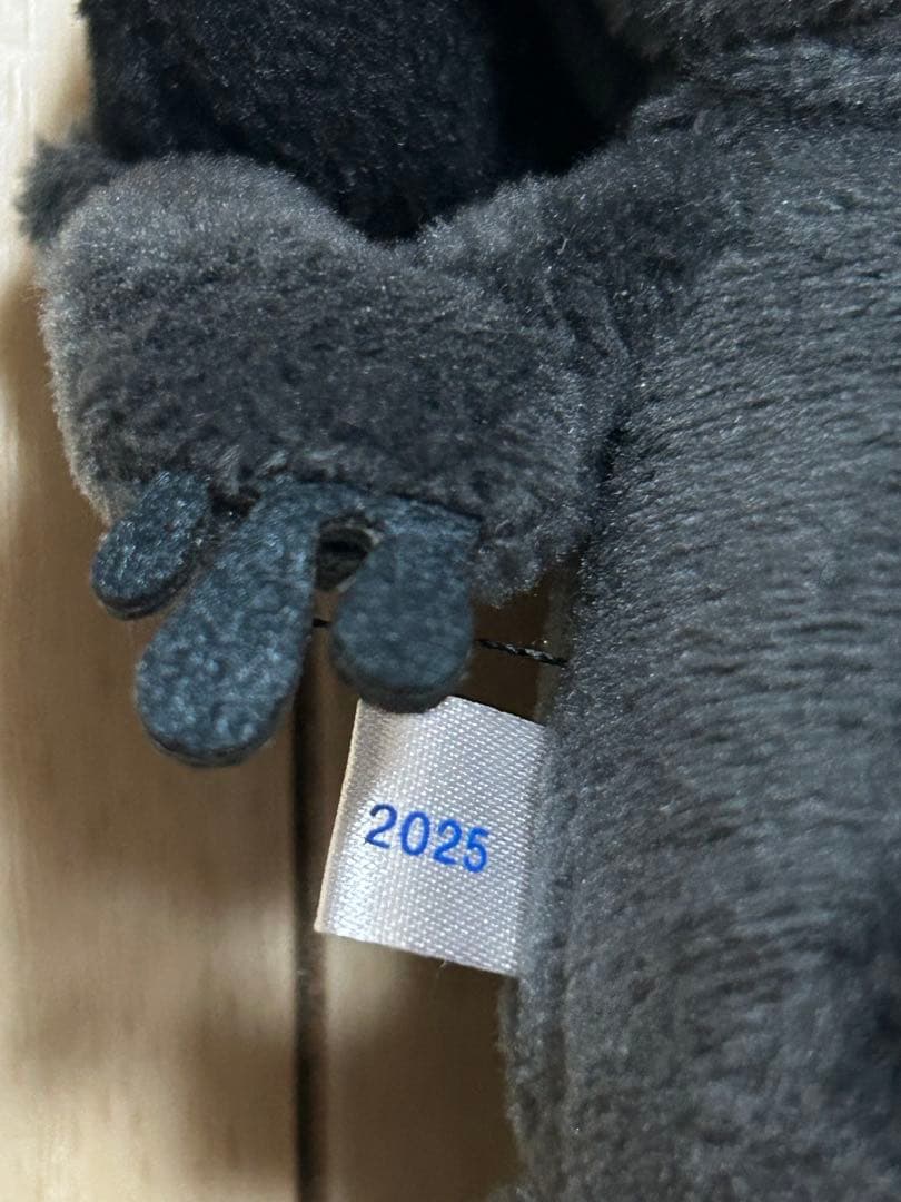 関西万博　大阪　2025 ミャクミャク 黒　カラビナ　キーホルダー　ぬいぐるみ