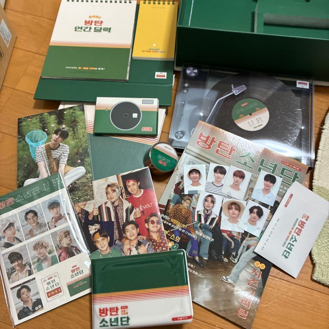 BTS シーグリー他　（写真の他に2019シーグリもあり）9点まとめ売り