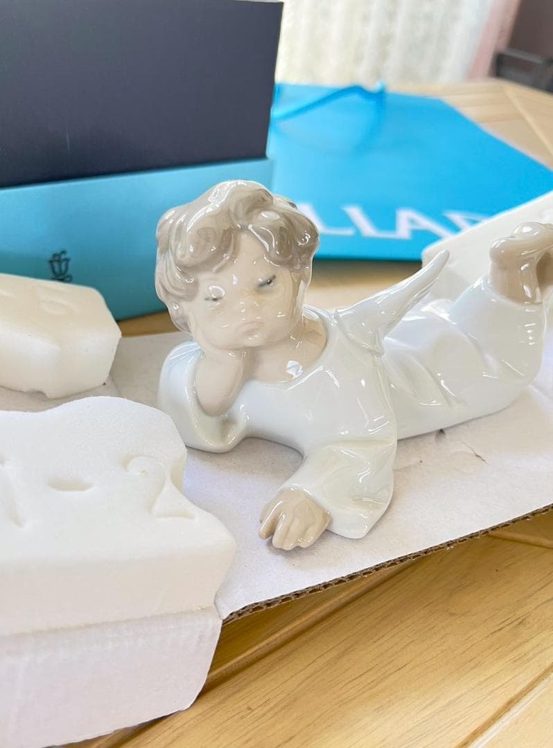 ★新品・未使用★ LLADRO リヤドロ　可愛いひと休み　天使　百貨店購入