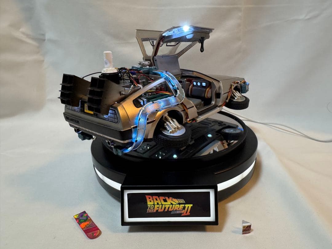 【美品】バックトゥザフューチャー デロリアン 1/20 ホバリング