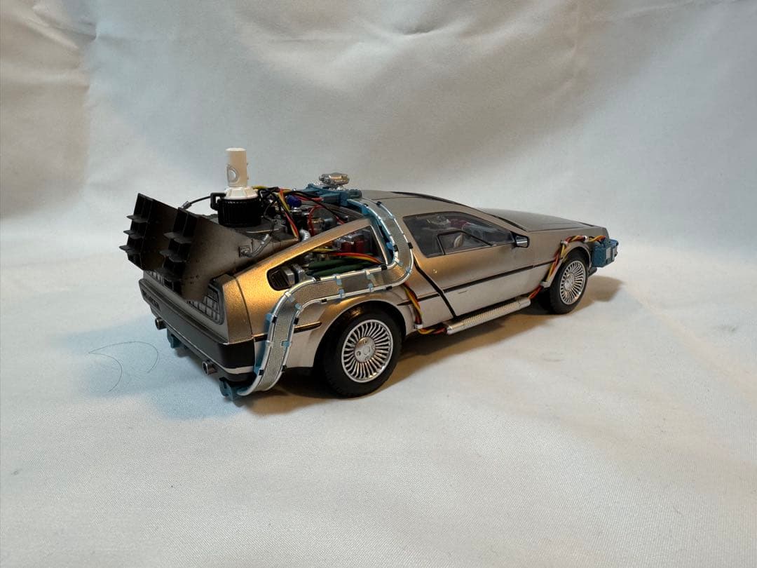【美品】バックトゥザフューチャー デロリアン 1/20 ホバリング