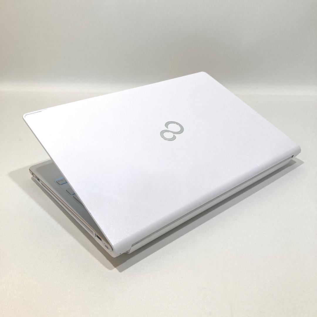 初心者✨快速・DVD・大容量✨白シルバー✨すぐ使えるノートパソコン◇T545-3