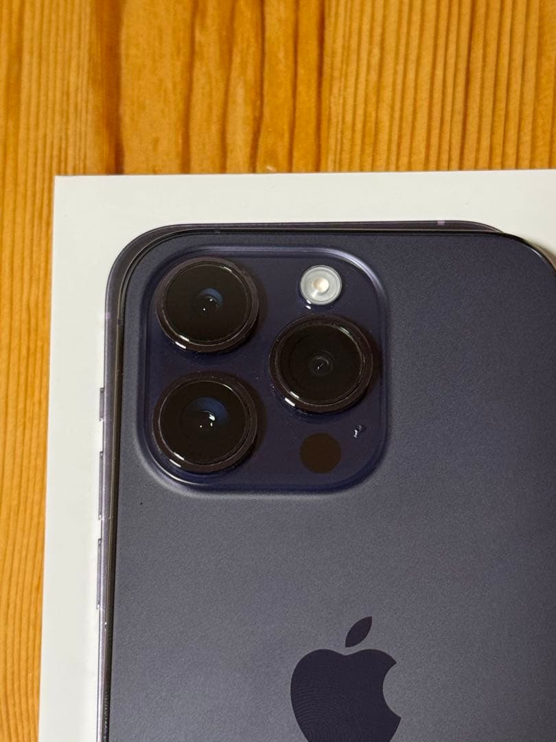 美品　Apple iPhone 14 Pro 128GB SIMフリーモデル