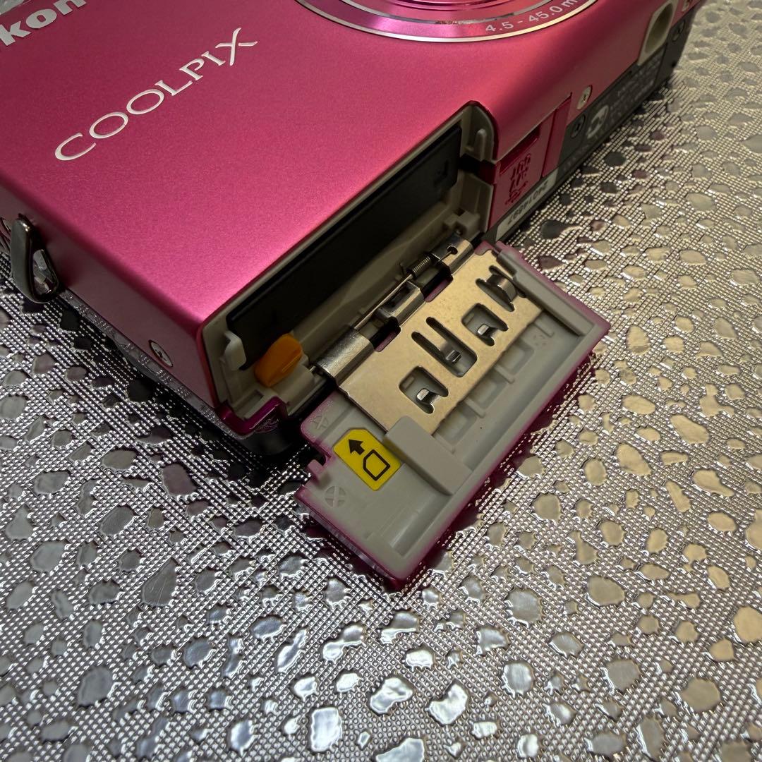 【美品】Nikon コンデジ　COOLPIX S6200　ショッキングピンク