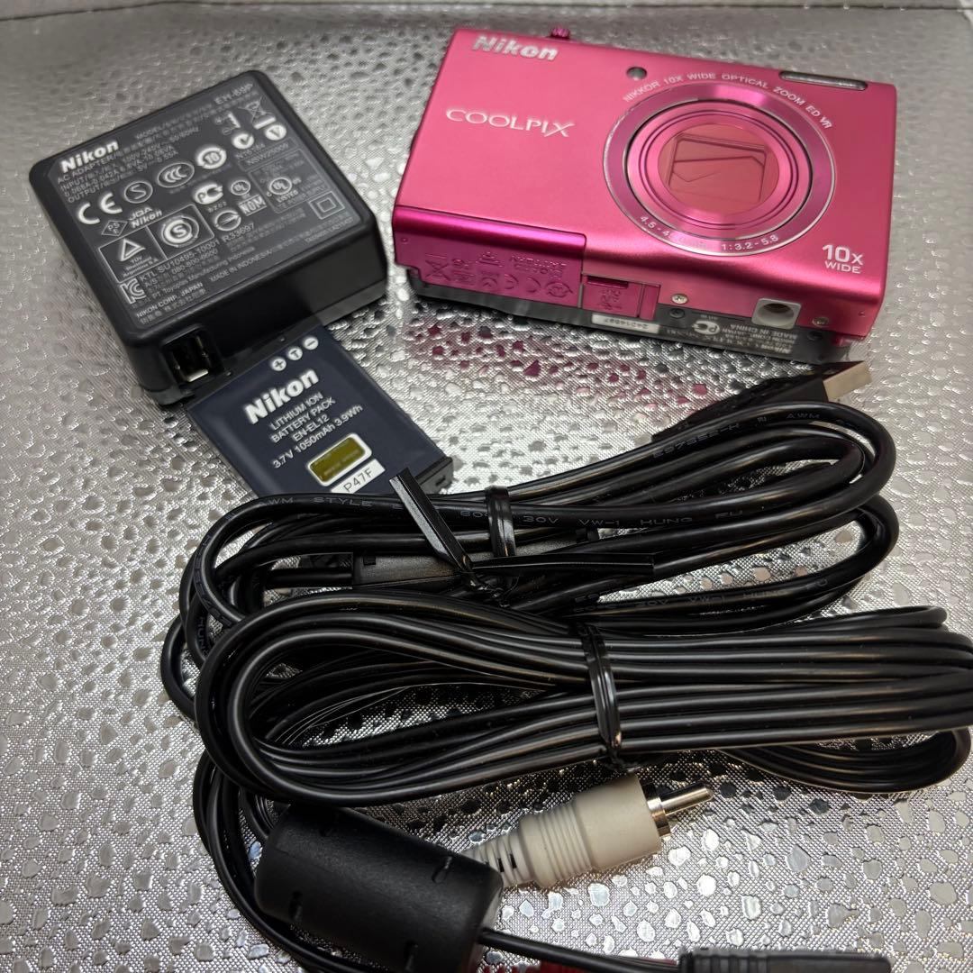【美品】Nikon コンデジ　COOLPIX S6200　ショッキングピンク