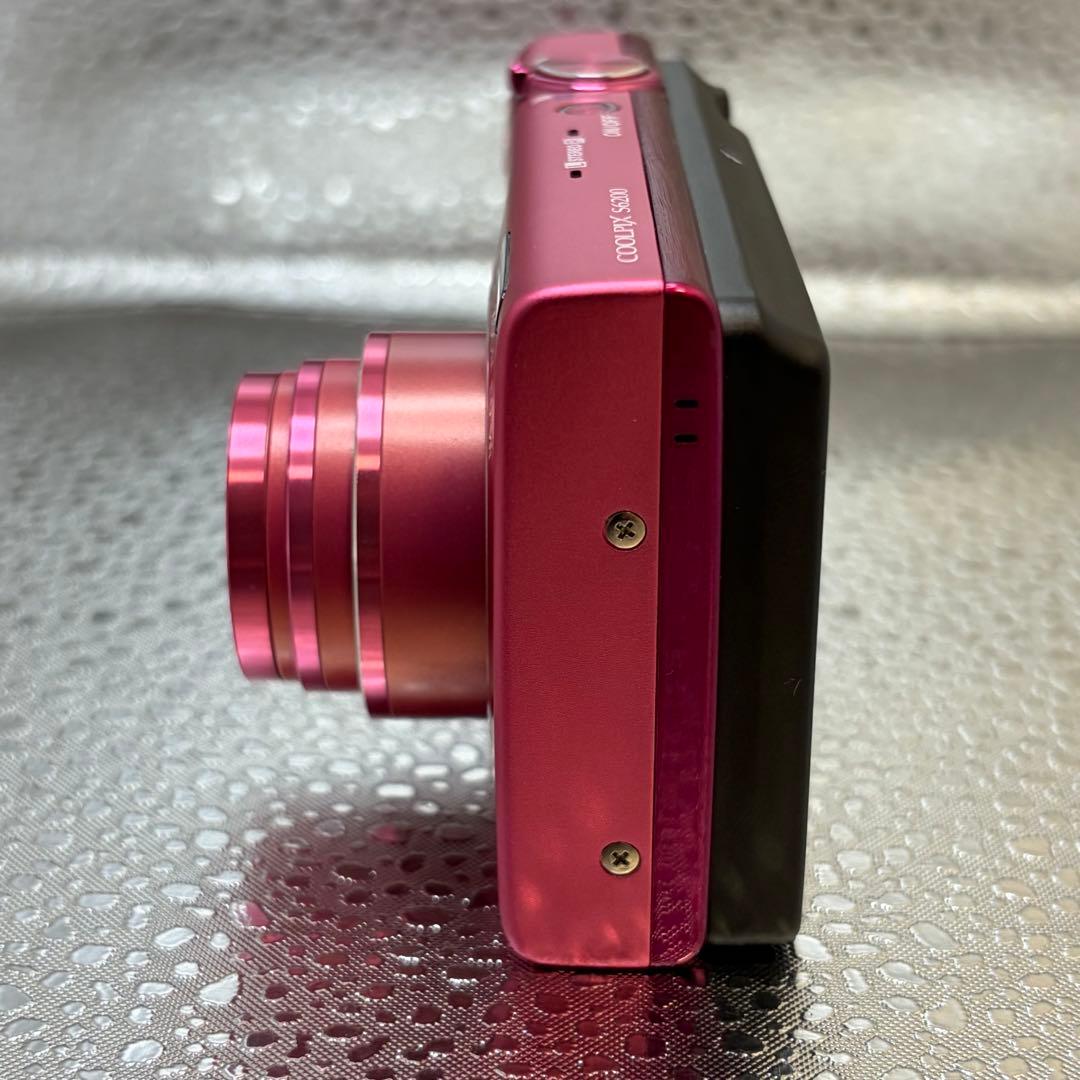 【美品】Nikon コンデジ　COOLPIX S6200　ショッキングピンク