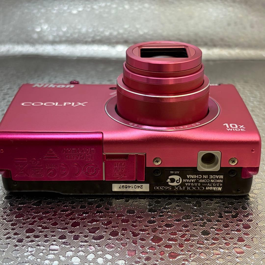 【美品】Nikon コンデジ　COOLPIX S6200　ショッキングピンク