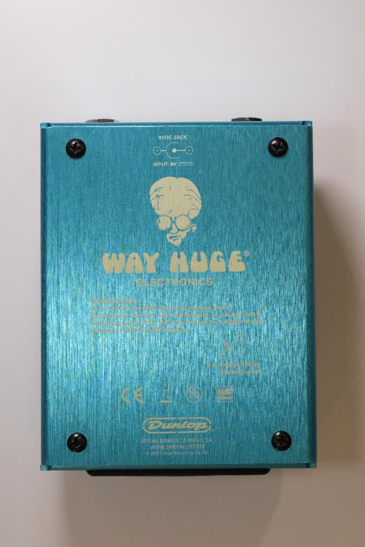 Way Huge Aqua Puss ディレイエフェクター