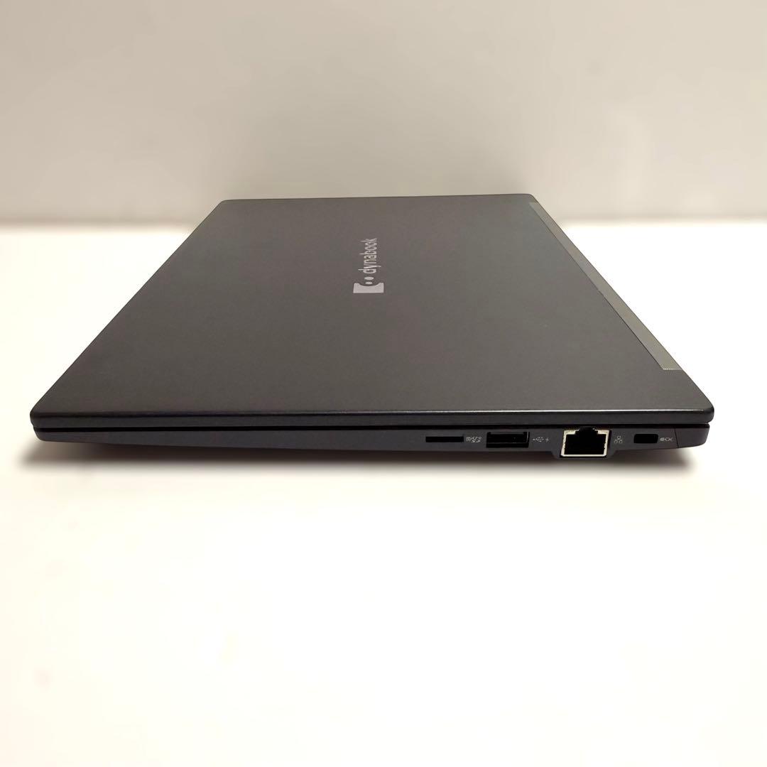 美品 dynabook G83/KW 2023年製 バッテリー最大容量95%