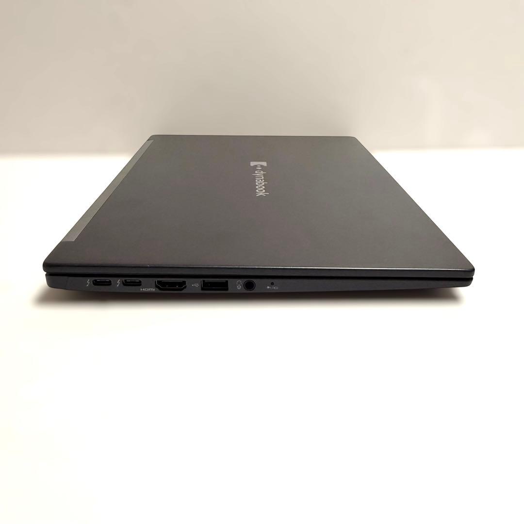 美品 dynabook G83/KW 2023年製 バッテリー最大容量95%