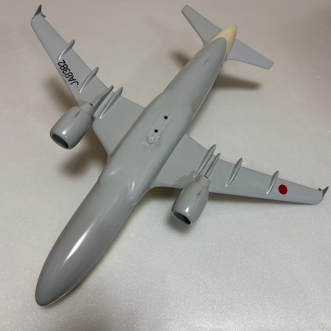 レア1/100 ANA全日空塗装　エアバスA320 JA8382