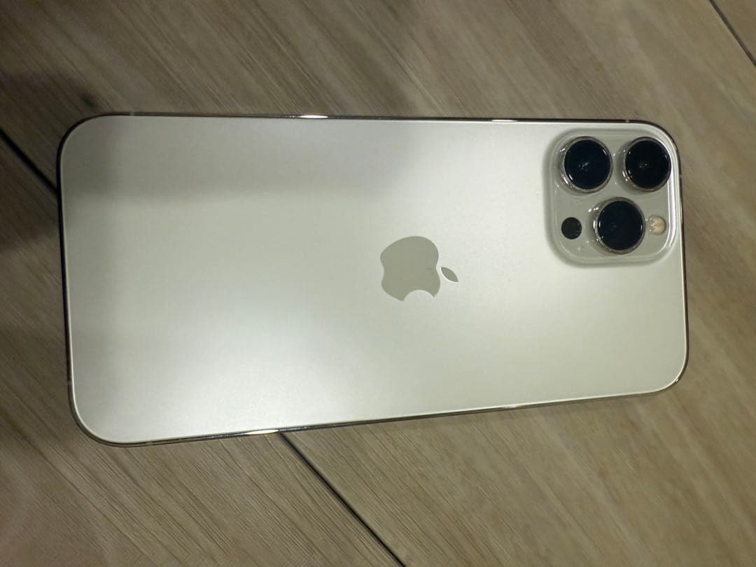 Apple iPhone 13 Pro Max 本体　256GB