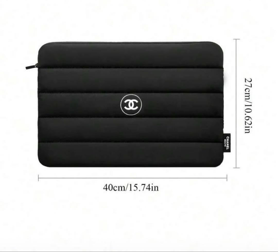 シャネルノートパソコンポーチ