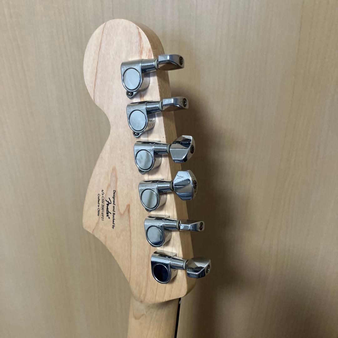 Squier Affinity Stratocaster ブラック
