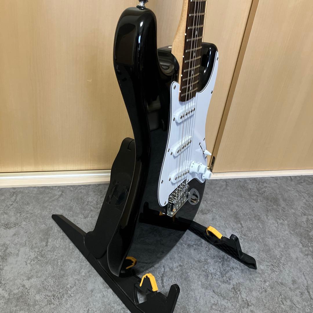 Squier Affinity Stratocaster ブラック