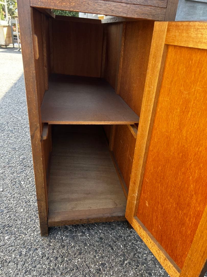 ダークブラウン木製シェルフ隙間棚