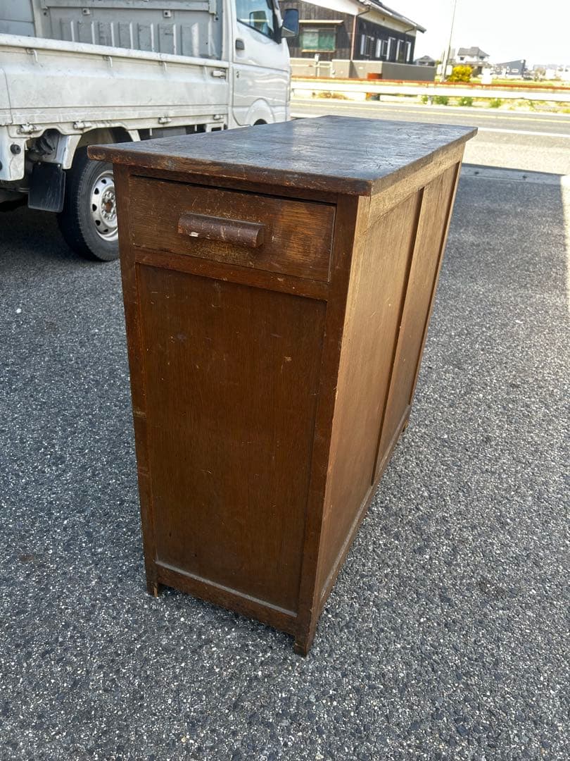 ダークブラウン木製シェルフ隙間棚