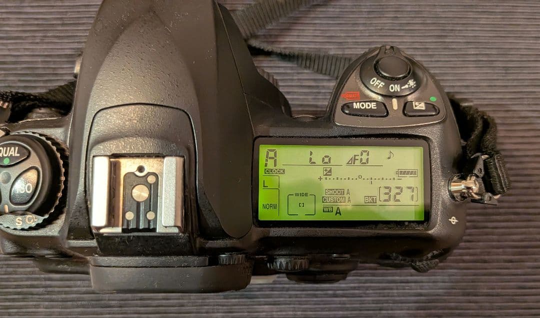 【ショット数2437枚】Nikon D200 ボディ