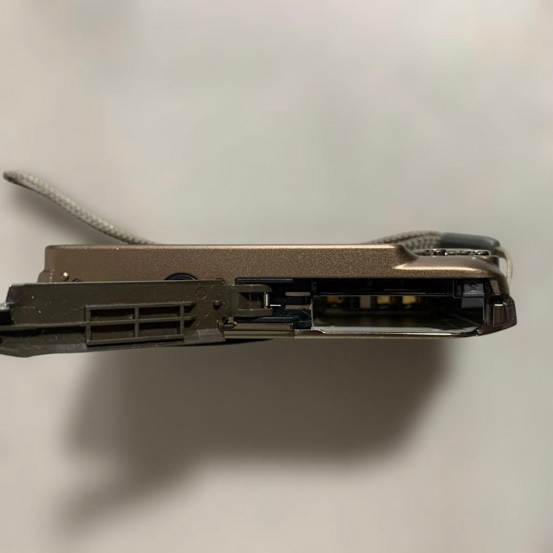 カシオCASIO EXILIMエクシリムZOOM EX-Z330 デジタルカメラ