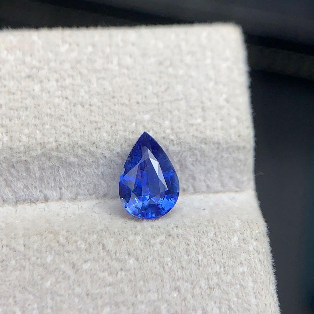 New 1.03ct天然コーンフラワーブルーサファイアルース　鑑定書付き非加熱