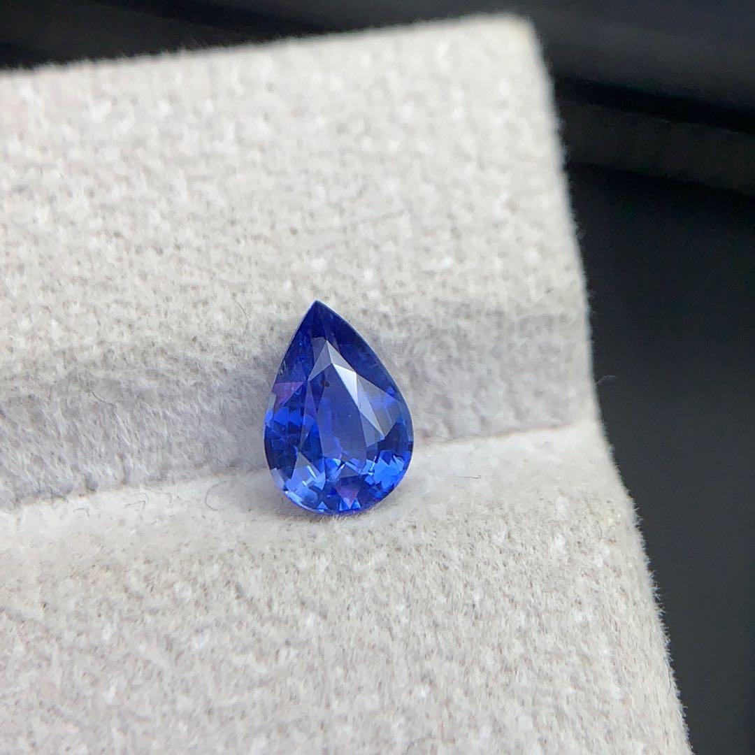 New 1.03ct天然コーンフラワーブルーサファイアルース　鑑定書付き非加熱
